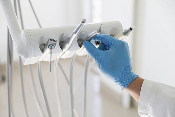 Professional Dental technician working in Rock Island County County, IL